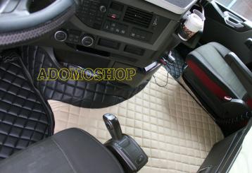 Kunstlederfußmatten mit Sitzsockel für Volvo FH4, FH5 beige-schwarz-matt 