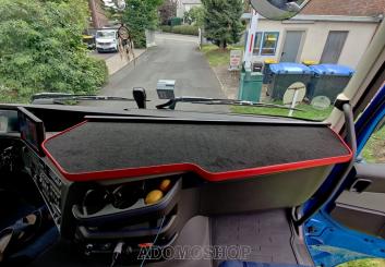Ablagetisch für Volvo  FH5 in rot 
