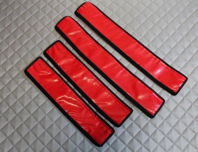 Verkleidung der Einstiegsgriffe aus Kunstleder Volvo FH4, FH5 rot 