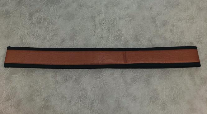 Fahrer Sockelverkleidung für den niedrigen Sitzsockel -8cm. GLATT, braun  