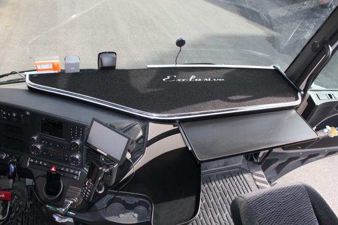 Ablagetisch für Actros MP4 mit Blatt SONDERPOSTEN NUR ABHOLUNG in Unna 