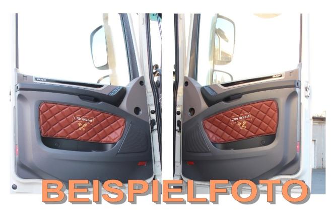 Türverkleidung für DAF XF 106, Kunstleder in rot umr. schwarz-matt, old skool 