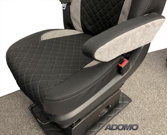 Sitzbezüge  für Daf  xf 106 mit Grammersitzen, schwarz-grau, 2 Armlehnen 