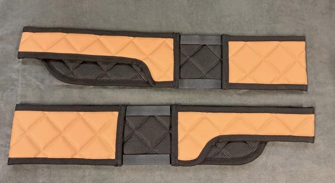 Sitzsockelverkleidung aus Kunstleder für Volvo FH4, FH5, cappuccino-matt, umr. schwarz 