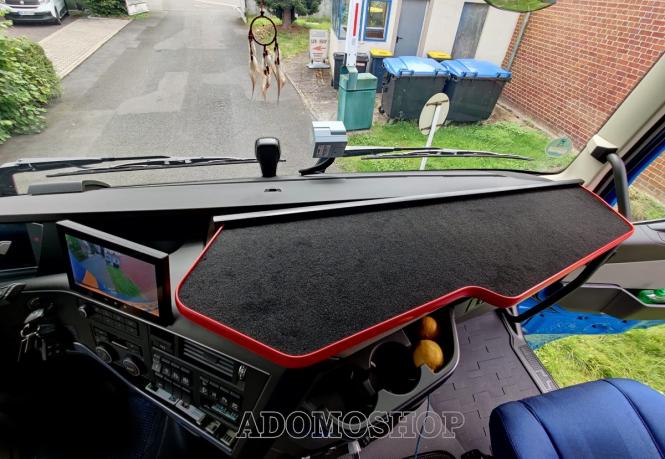 Ablagetisch für Volvo  FH5 in rot 