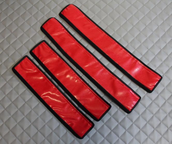 Verkleidung der Einstiegsgriffe aus Kunstleder für Scania R,G rot 