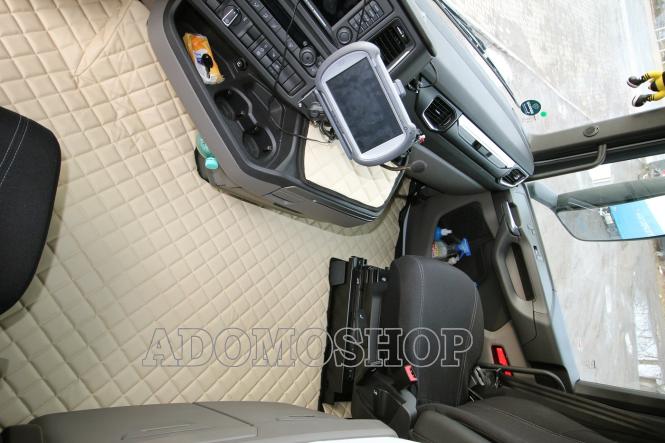 Kunstleder Fußmatten für SCANIA S ab 2017 Die neue S-Baureihe in Beige-matt, drehbar 