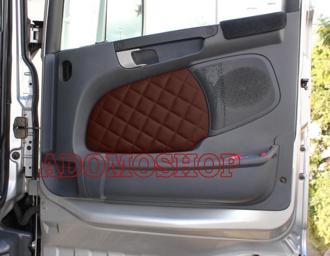 Türverkleidung für SCANIA R, G aus Kunstleder in braun 