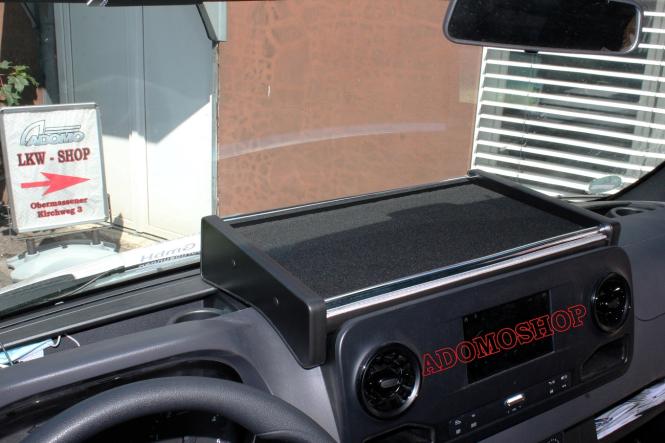 Ablagetisch für Mercedes Sprinter-Crafter ab 2019, Nickelumrandung 