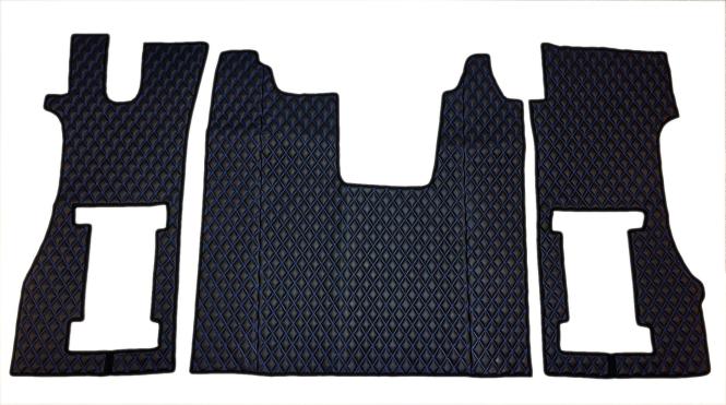 Kunstleder Fußmatten für SCANIA R ab 2017 in blau-matt, Doppelsteppung, drehbar 