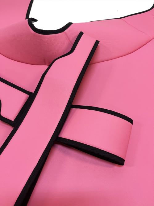 Kunstleder Fußmattenset für Volvo FH Aero FH5 FH4 in pink glatt 