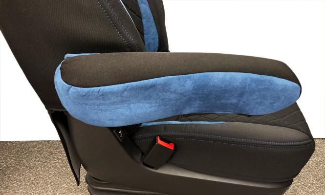 Sitzbezüge  für Daf  xf 106 mit Grammersitzen, schwarz-blau, 2 Armlehnen 