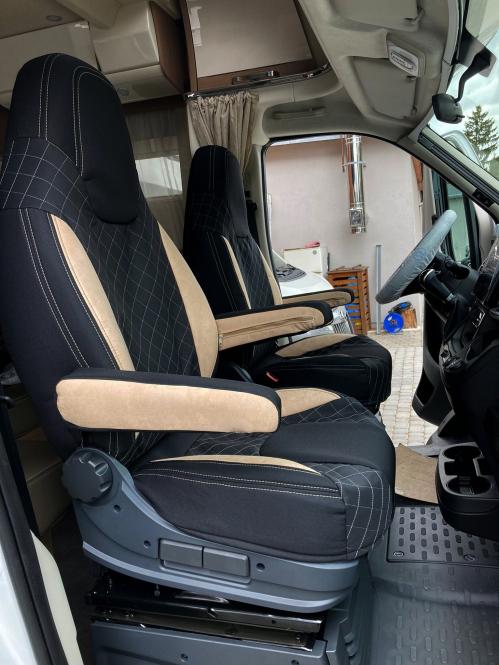 Wohnmobil Sitzbezüge für Fiat Ducato ab 2015, mit 4 Armlehnen, beige-schwarz 