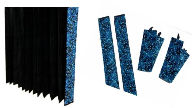 LKW Gardinen mit Kante aus dänisch Plüsch in blau mit 2 Rückhaltebändern 