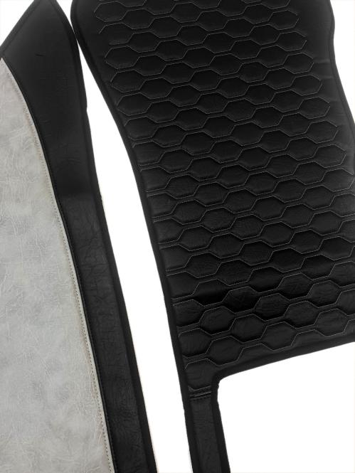 Kunstlederfußmatten mit Sitzsockel für DAF ab 2021 XG, XG+ klappbar grau - schwarz GLATT 