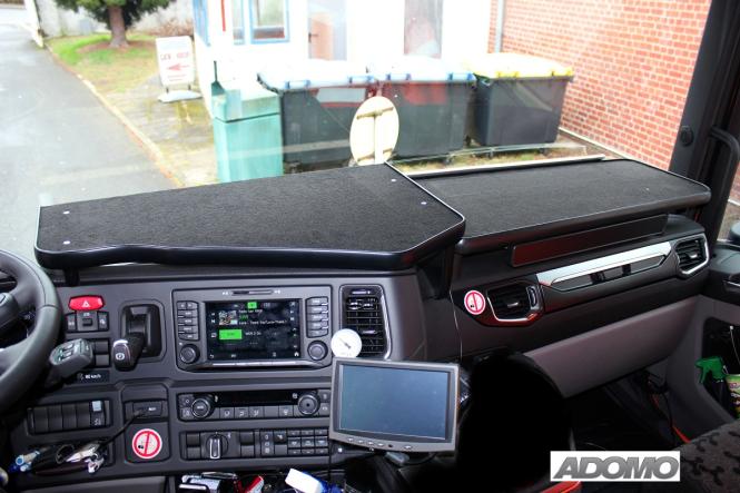 Beifahrertisch für SCANIA R+S ab 2017 mit Schublade 