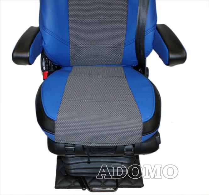 Lkw Sitzbezüge aus Kunstleder für MP5 MP4 ACTROS L ab 2024 Beifahrersitz klappbar 4 Armlehnen schwarz-blau OHNE LOGO 