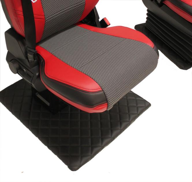 Lkw Sitzbezüge aus Kunstleder für MP5 MP4 ACTROS L ab 2024 Beifahrersitz klappbar 4 Armlehnen schwarz-rot OHNE LOGO 
