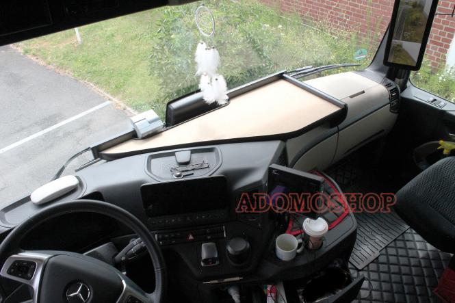 Mitteltisch Ablage für Actros MP5 und  Mp4, beige 