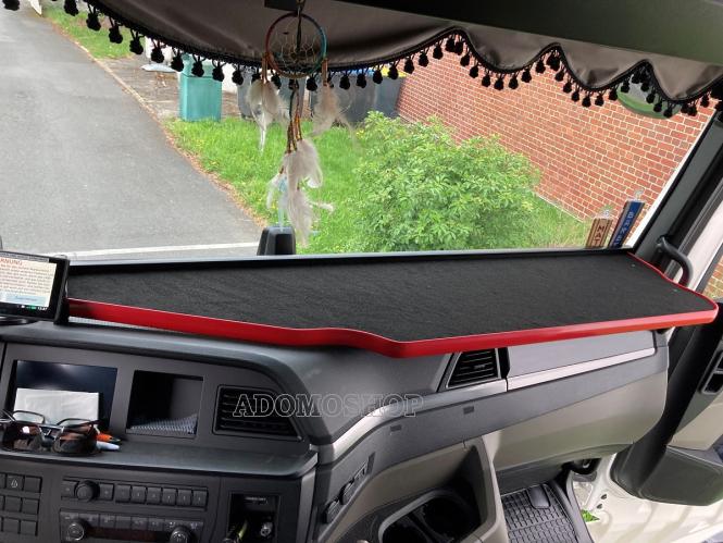 Ablagetisch Man Tgx ab 2020, in schwarz Umr. rot 