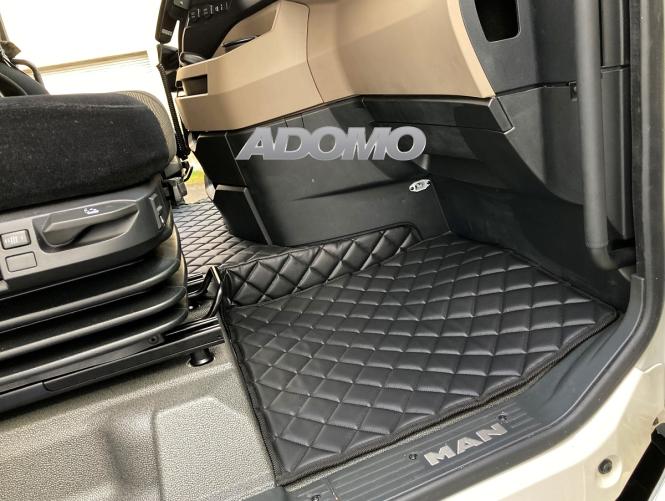 Kunstlederfußmatten für Man TGX ab 2020 NEW schwarz-matt 