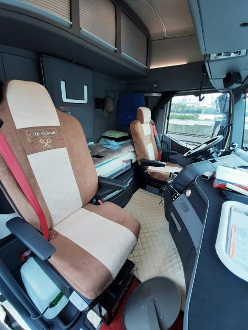 Sitzbezüge für Renault T ab 2014 braun-beige Old Skool 