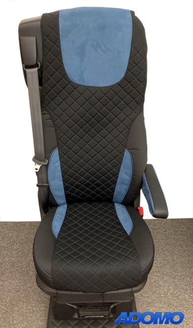 Sitzbezüge  für Daf  xf 106 mit Grammersitzen, schwarz-blau, 2 Armlehnen 