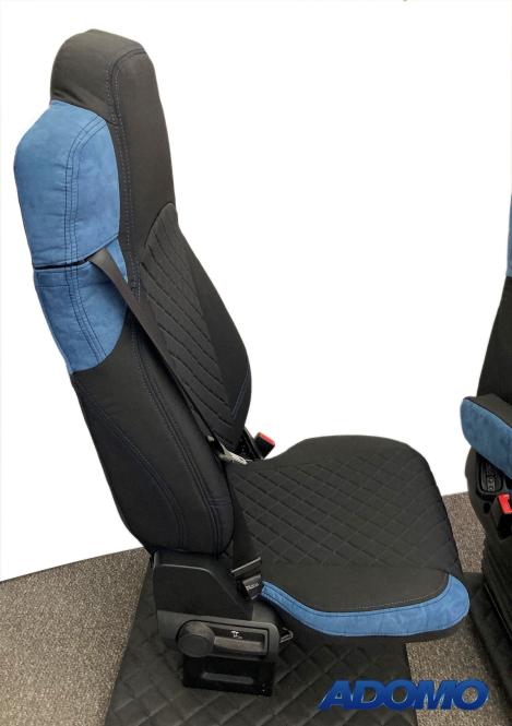 Lkw Sitzbezüge für Actros L ab 2022 MP5 MP4 Beifahrer klappbar blau 2 Armlehnen 
