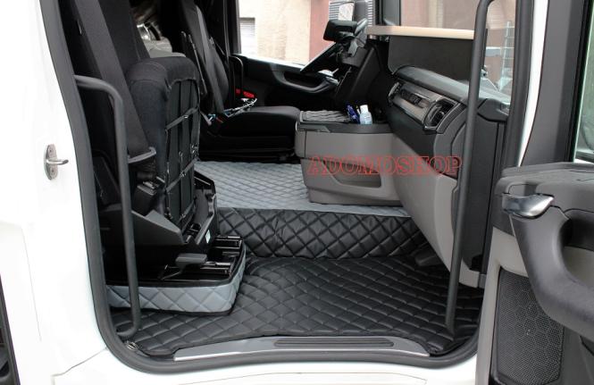 Kunstleder Fußmatten für SCANIA R ab 2017 Die neue R-Baureihe, klappbarer Beifahrersitz in grau-schwarz 