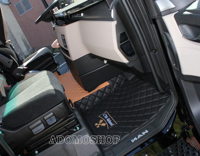 Kunstlederfußmatten für Man TGX ab 2018 cappuccino - schwarz Old Skool 