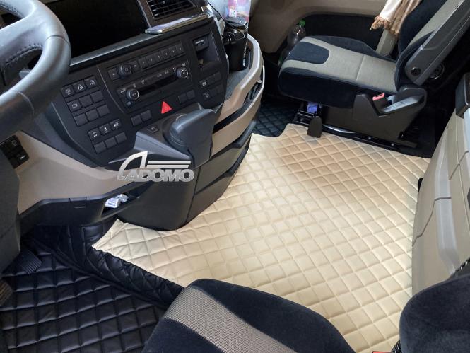 Kunstlederfußmatten für Man TGX ab 2020  schwarz-beige-matt 