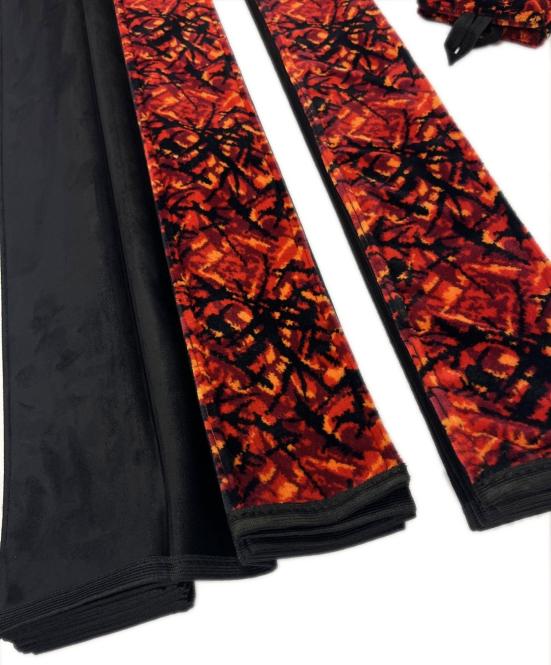 LKW Gardinen mit Kante aus dänisch Plüsch in rot mit 2 Rückhaltebändern 