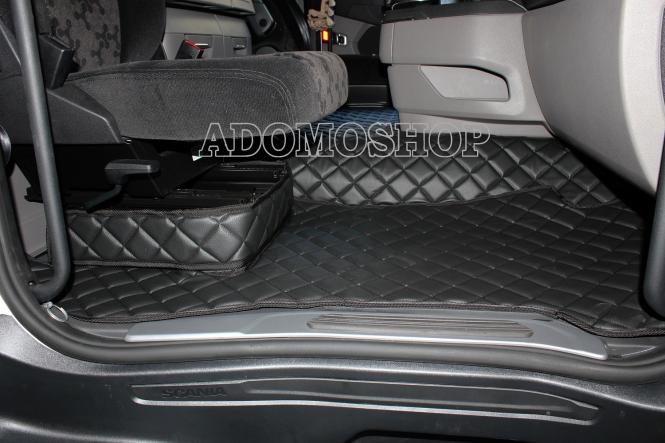 Kunstleder Fußmatten für SCANIA R ab 2017 Die neue R-Baureihe, klappbarer Beifahrersitz in Schwarz 