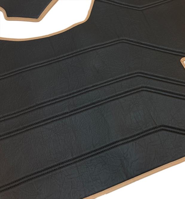 Kunstlederfußmatten Set für MP5 und MP4, luftgefederter Beifahrersitz, Kunstleder glatt mit extra Steppung 