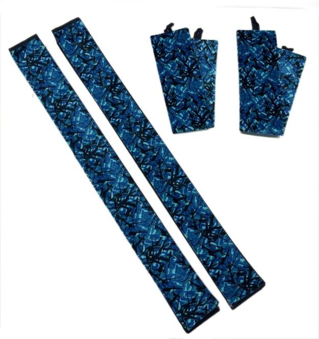 LKW Gardinen mit Kante aus dänisch Plüsch in blau mit 2 Rückhaltebändern 