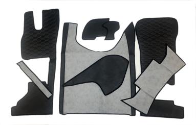 Kunstlederfußmatten mit Sitzsockel für DAF ab 2021 XG, XG+ klappbar grau - schwarz GLATT