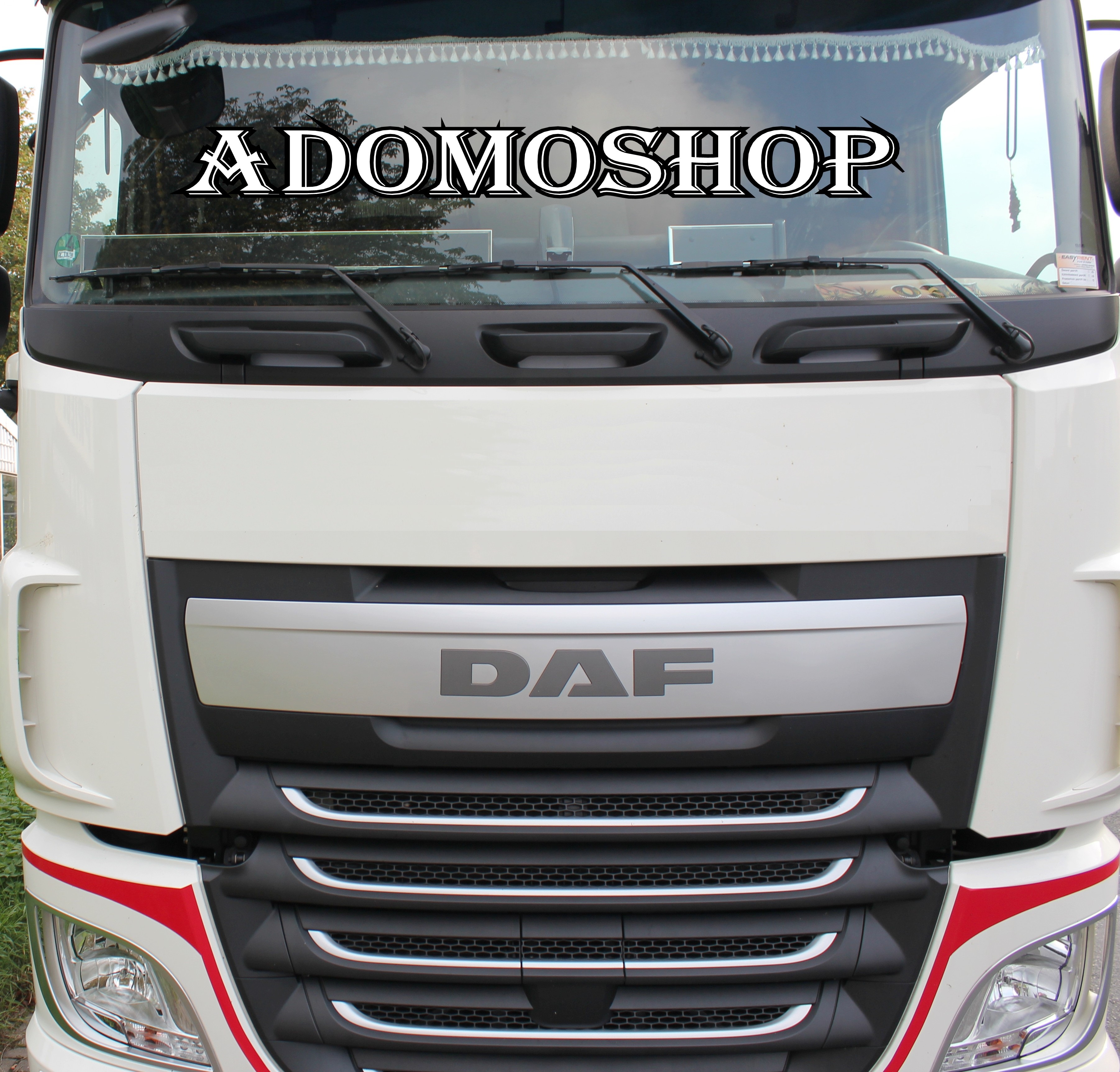 Lkw Tisch für DAF XF 106, Schublade, Auto rot Lkw Tisch für DAF XF 106, Schublade, Auto rot